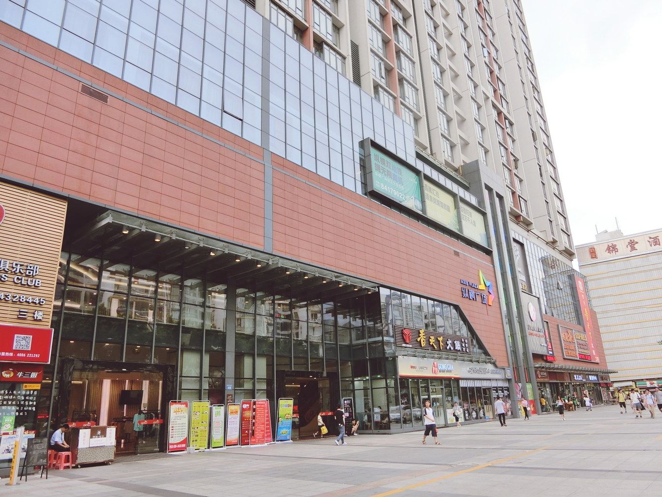 广州捕捉广州塔夜景地铁口温馨公寓