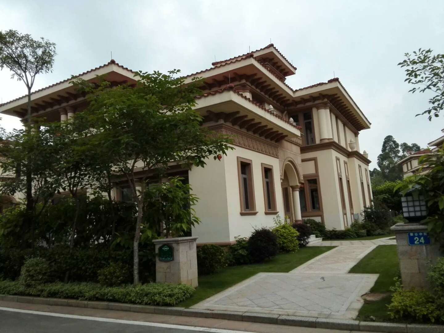 广州香江健康山谷山水私家别墅