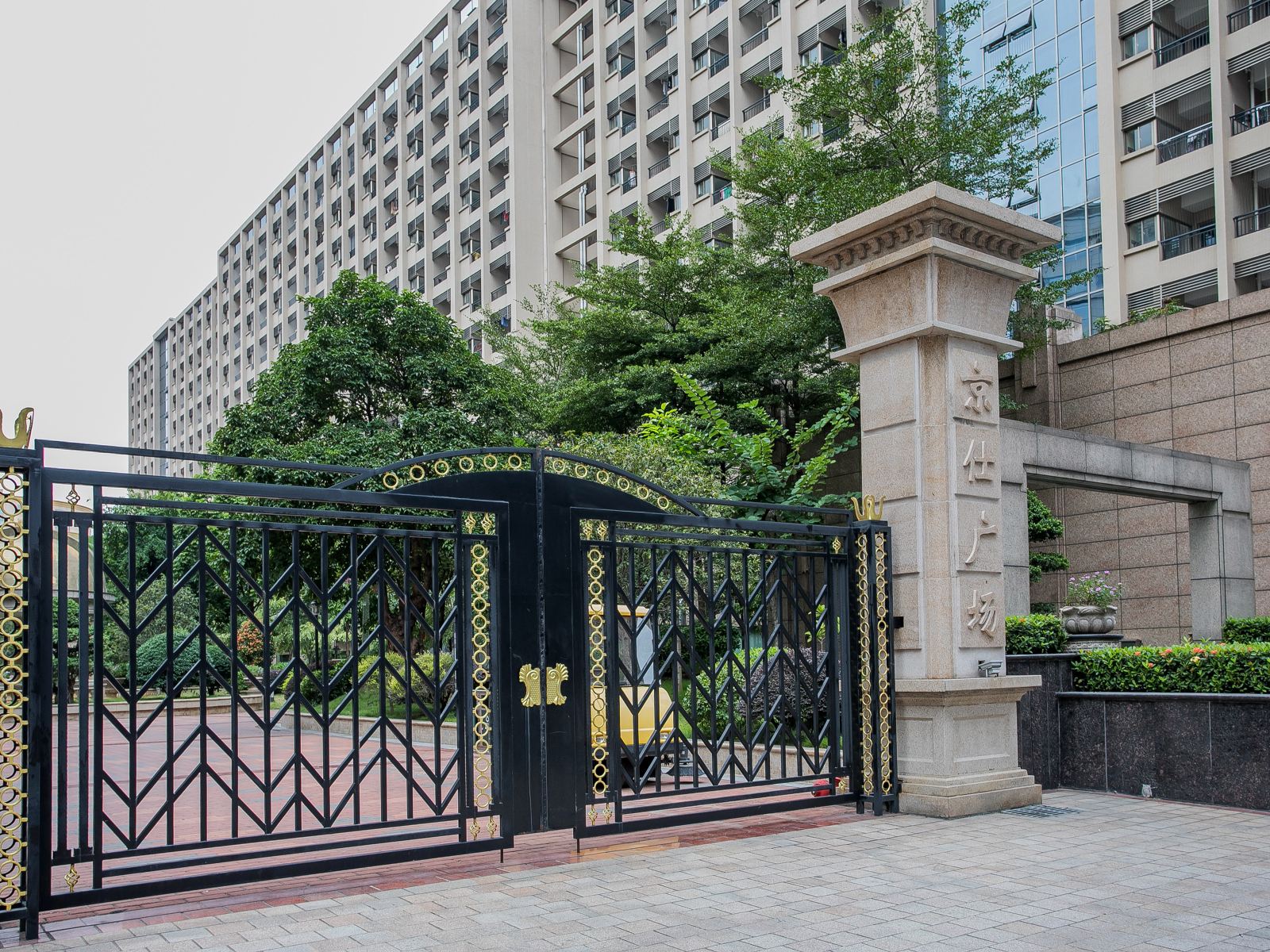 窝趣服务式公寓(广州白云机场清塘地铁站店)