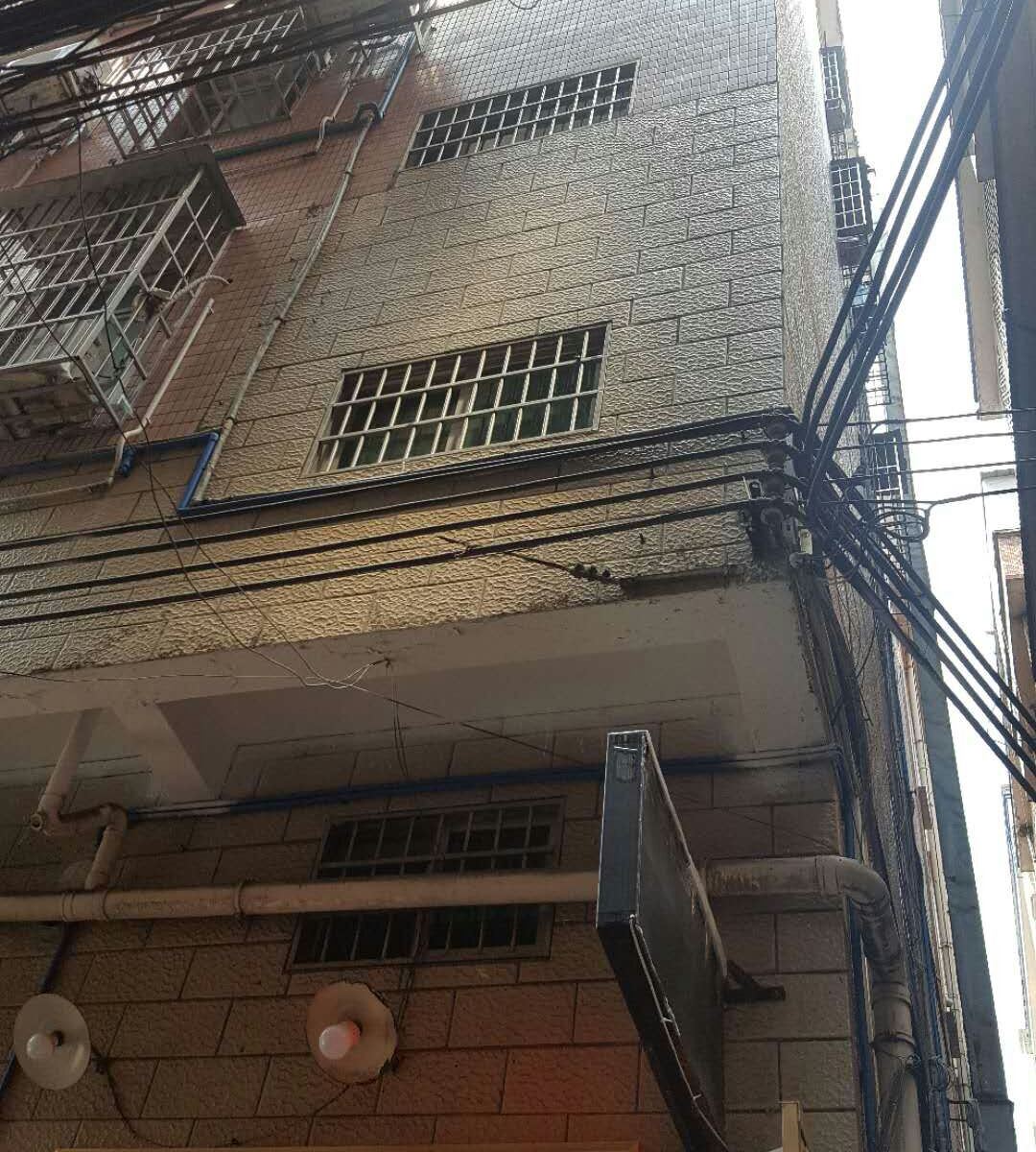 广州财经大学现代公寓