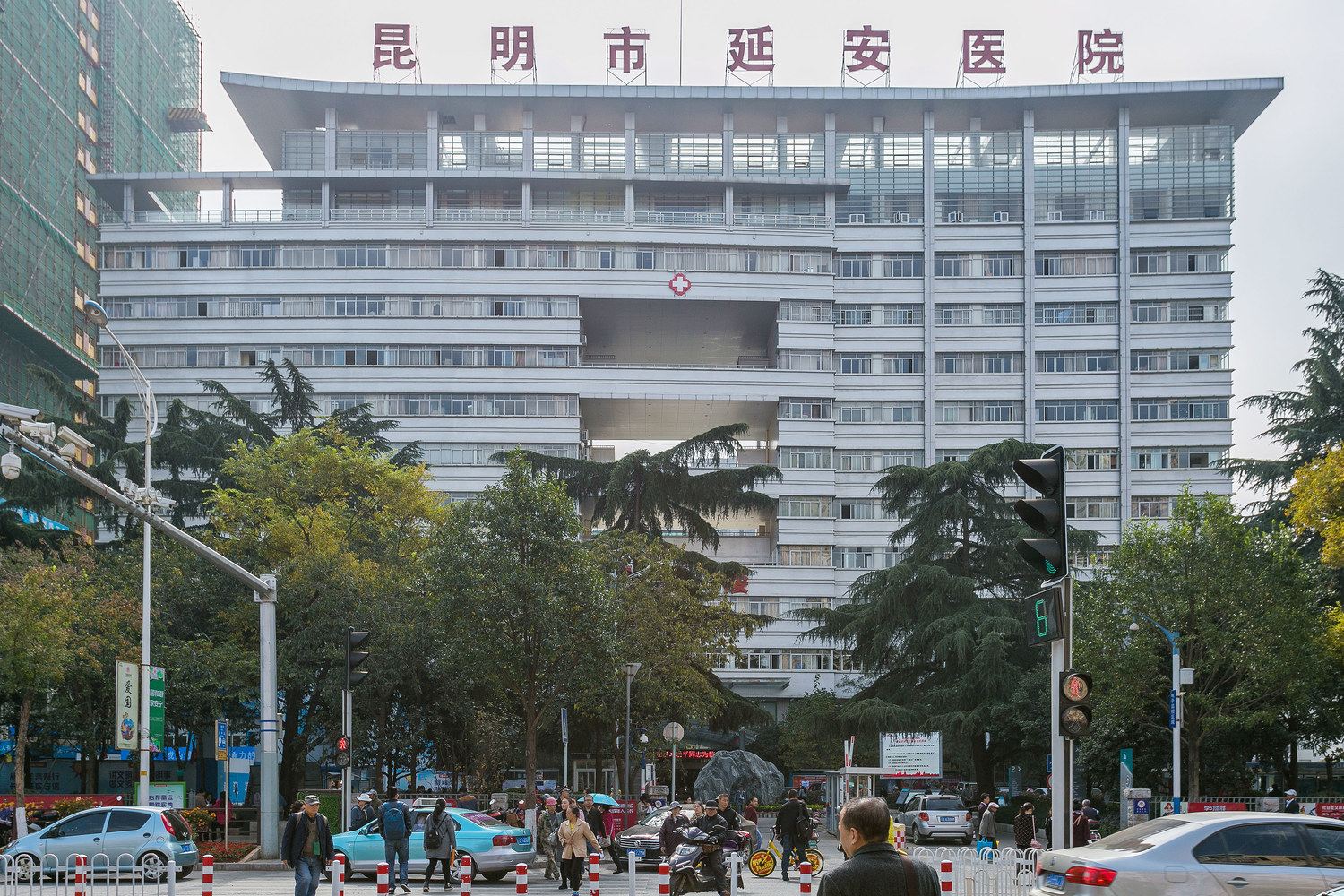昆明地铁拓东体育馆站鼎易柠檬宿公寓
