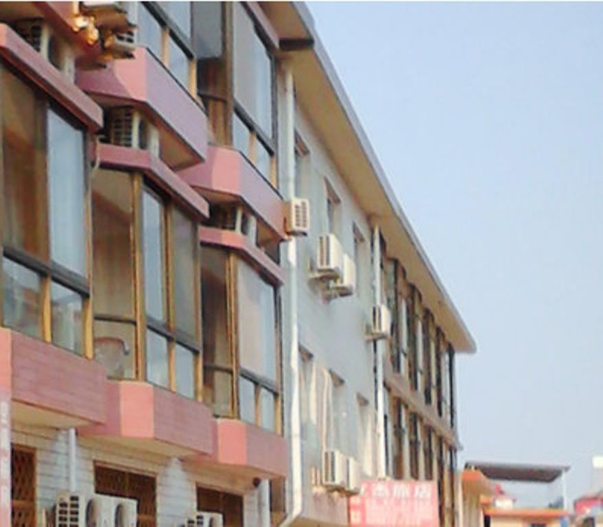 沁园旅馆(贵阳鸿通城店)