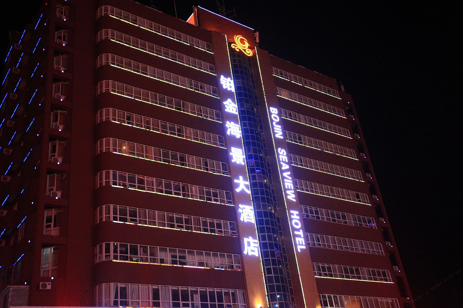 三亚铂金海景大酒店