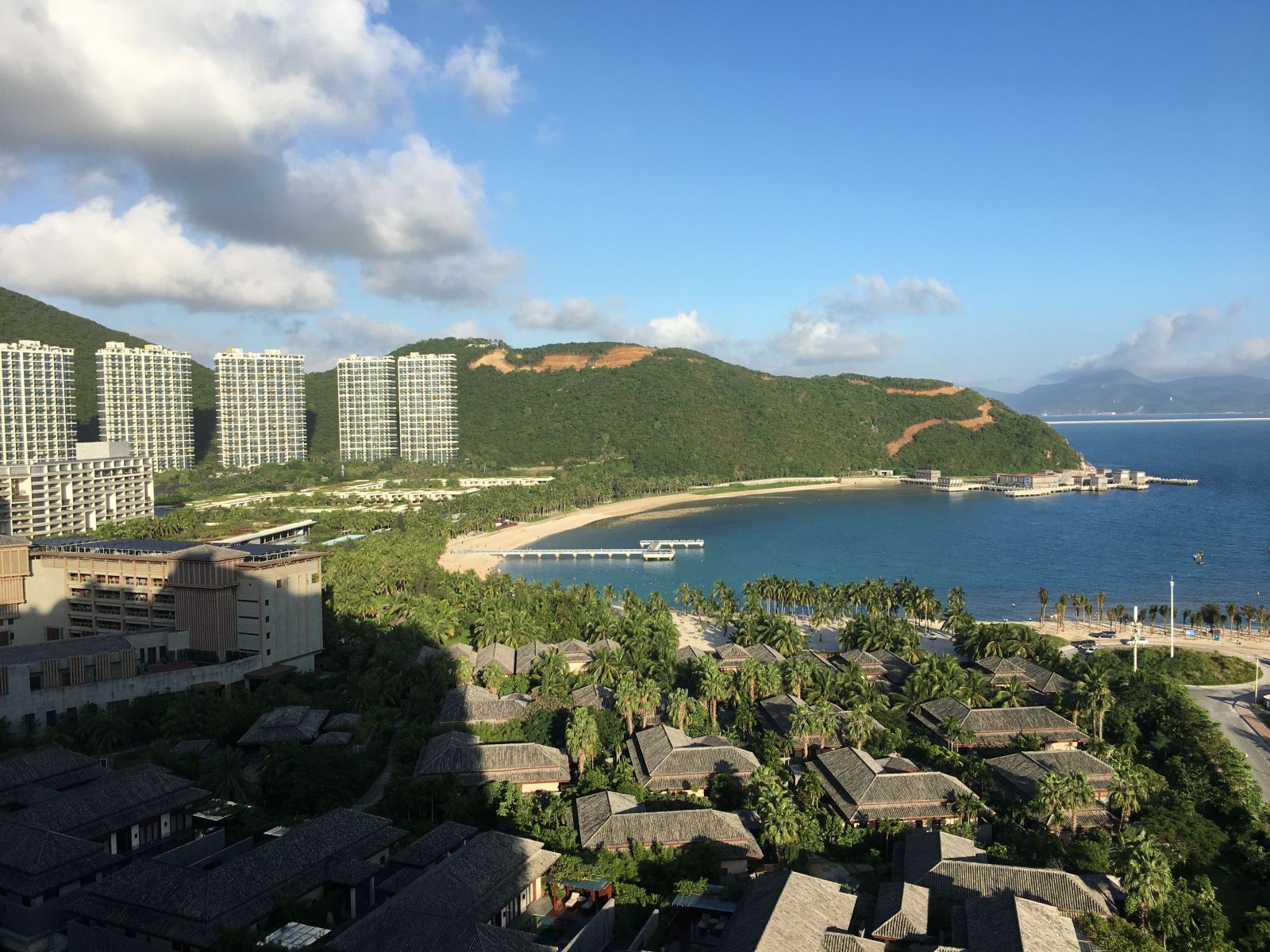 三亚面朝大海酒店式公寓(鹿岭路分店)