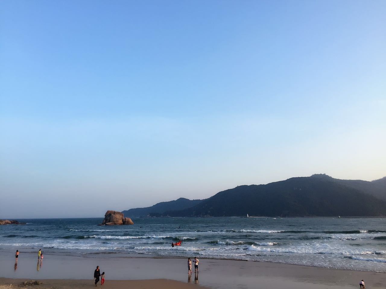 三亚泊岸小庭公寓蜈支洲岛店(渔港路分店)