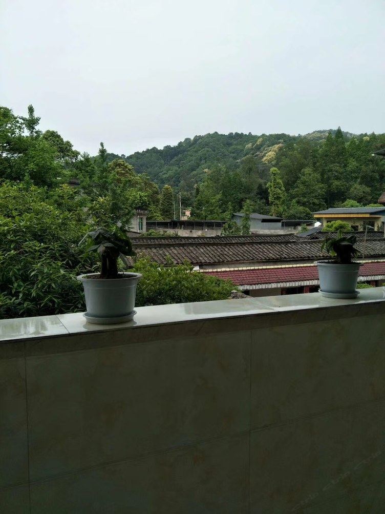 成都都江堰市木子居休闲苑客栈
