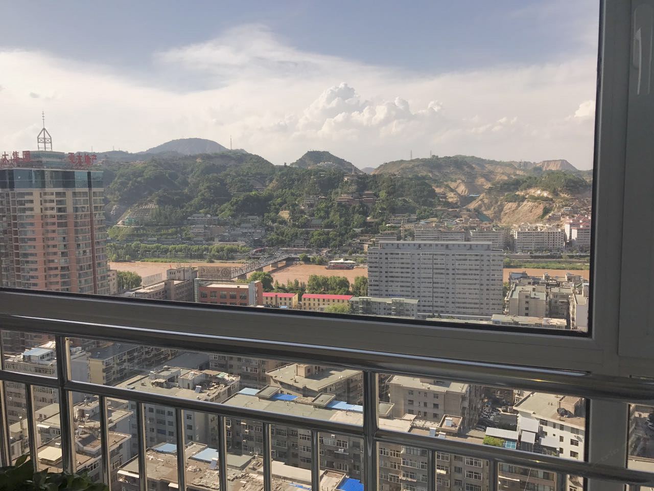 逸舍普通公寓(兰州卡奴迪路店)