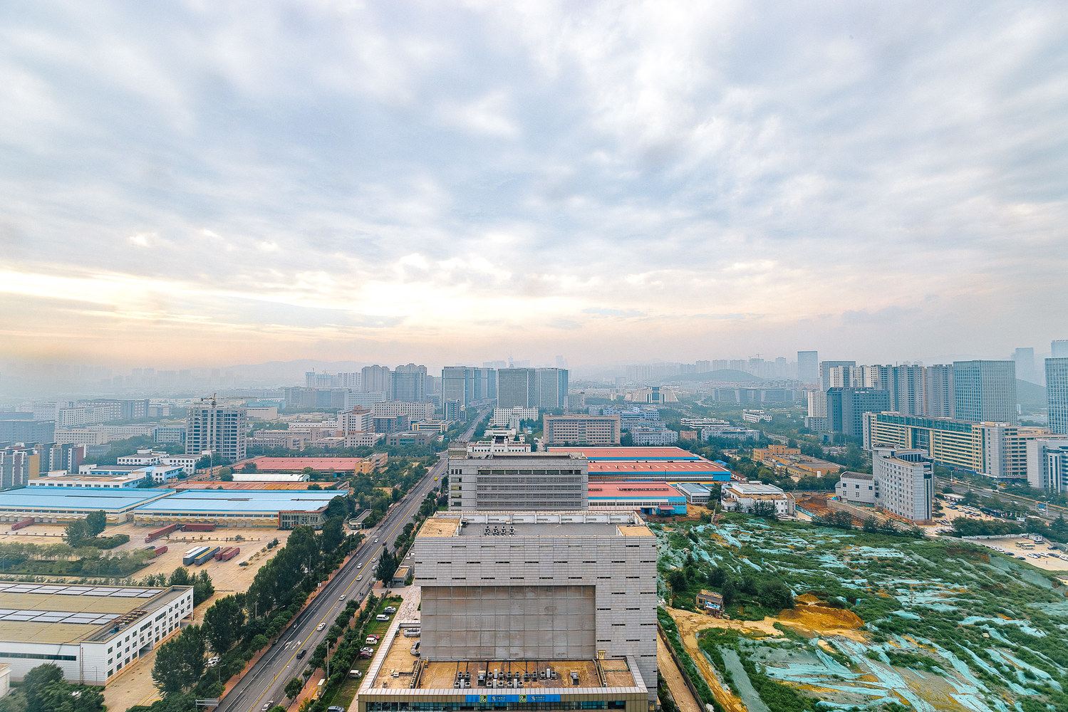 济南高新凤凰SOHO精品主题公寓(工业南路辅路分店)