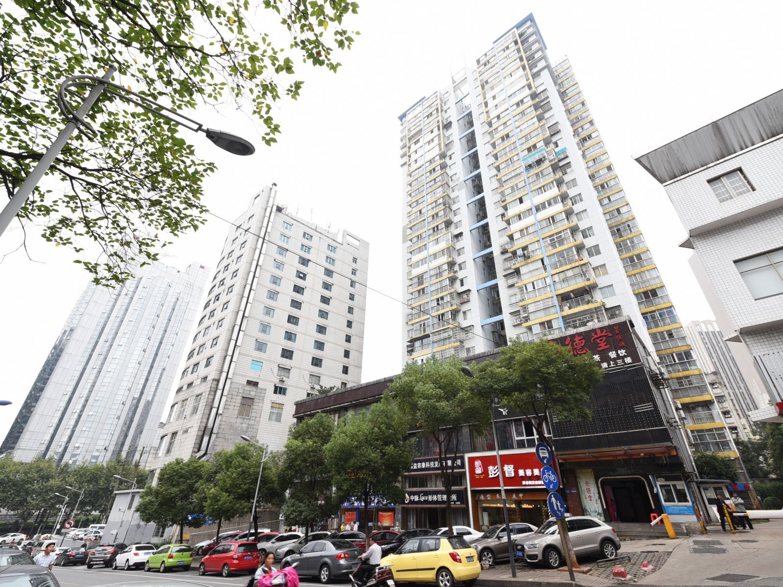 长沙小宇宙公寓(东塘华韵商厦店)