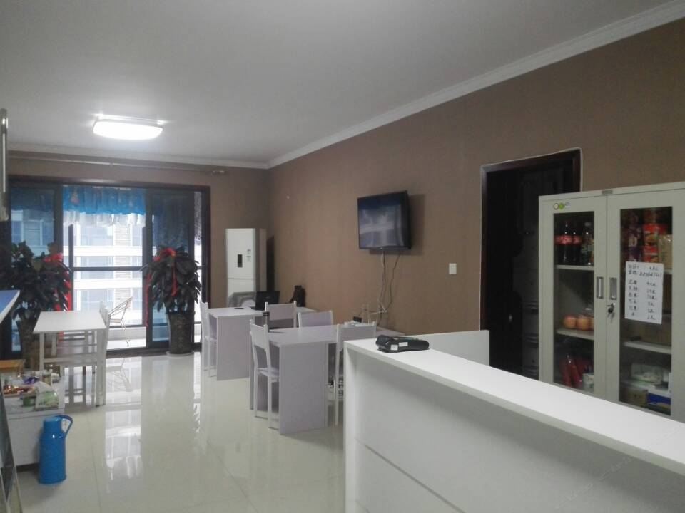 登封陇西堂酒店