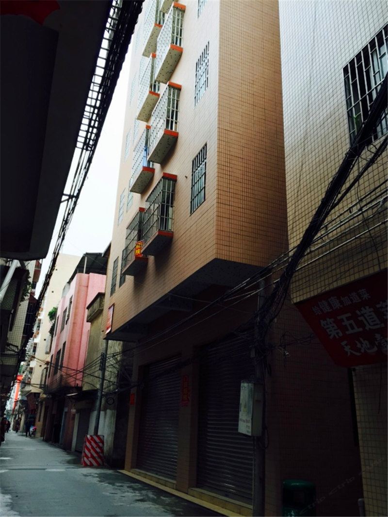 温馨公寓(佛山朝安南路店)