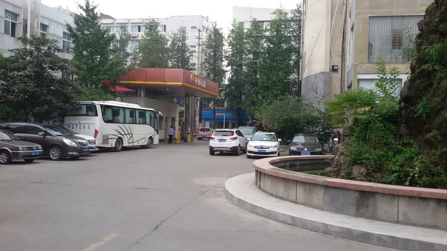 广元市东坝政府旁整洁的2居室普通公寓