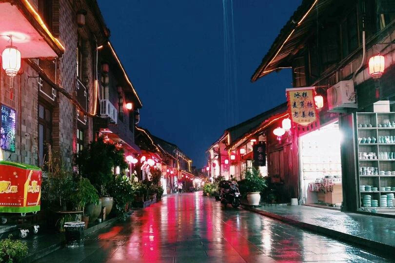 丽水竹边缘民宿