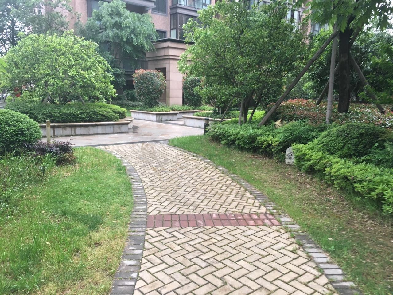 宁波温馨复式公寓