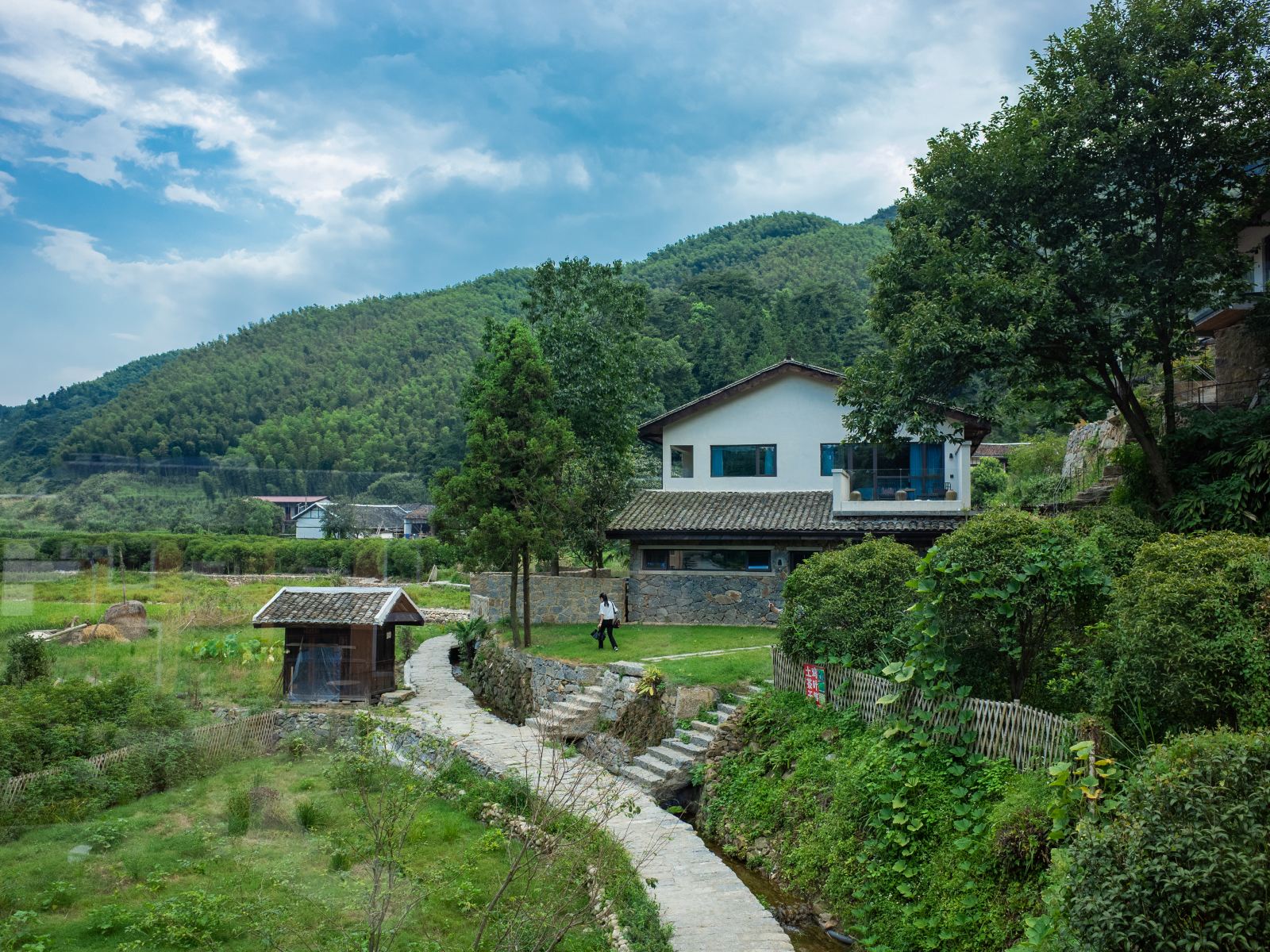 南昌岭溪谷山乡民宿
