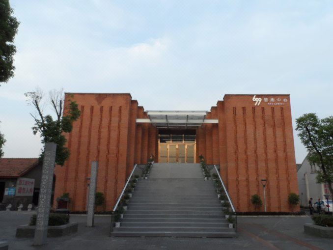 南昌三十六房现代商务酒店