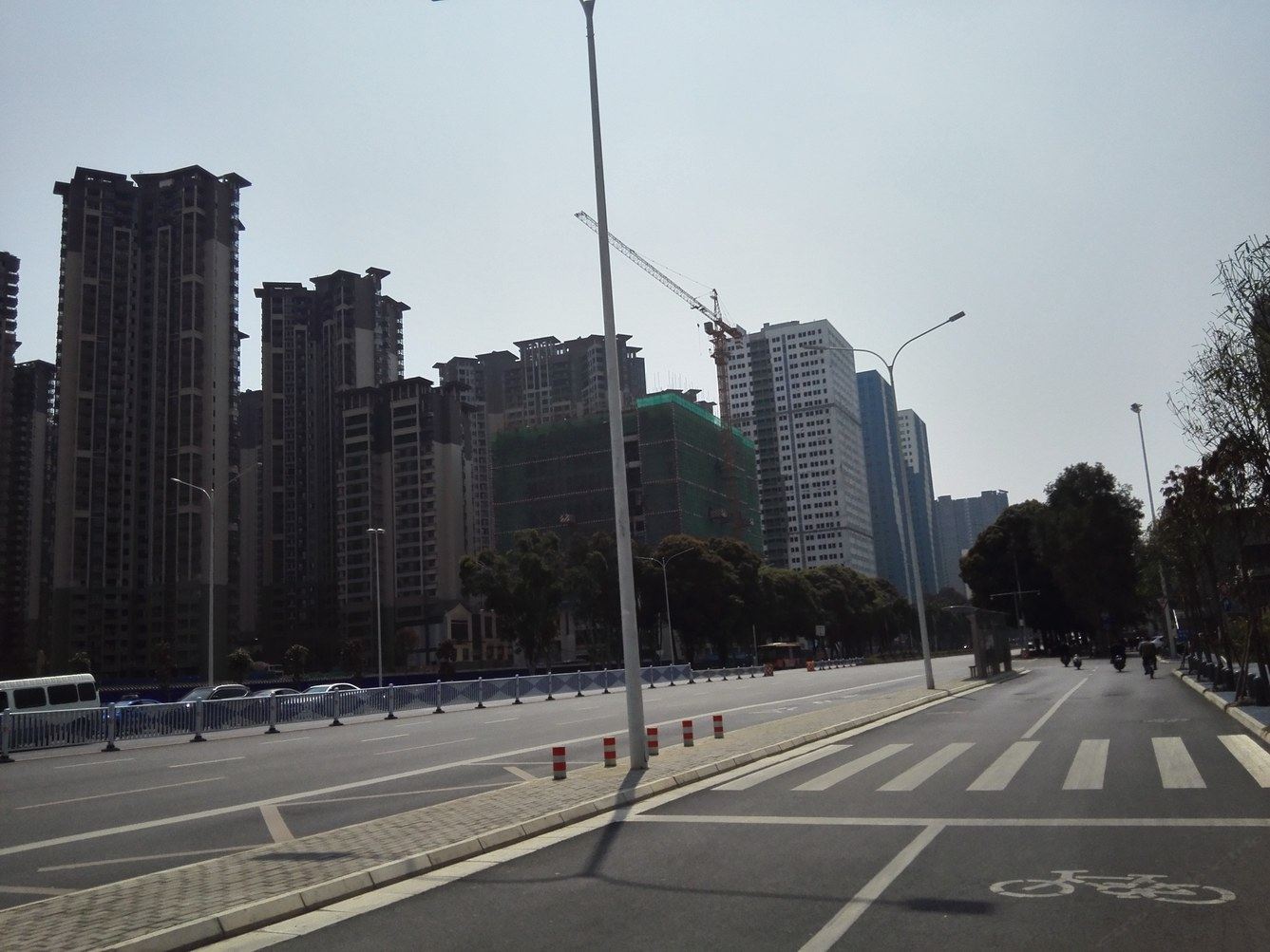 南宁佛晓清晨公寓