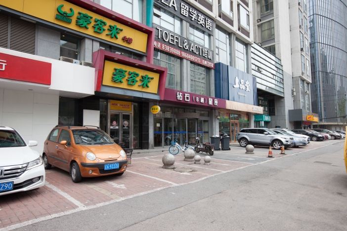 飘窗日租公寓(沈阳医大店)