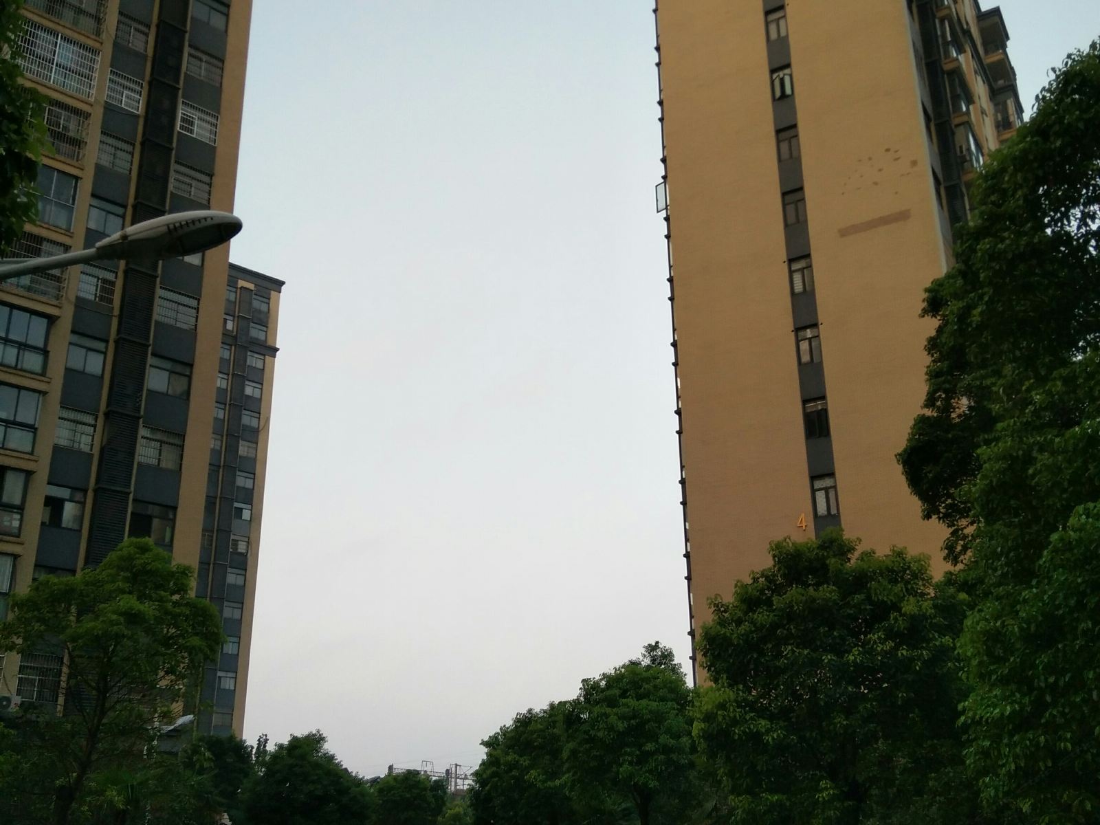 武汉易捷希悦主题公寓高铁站店