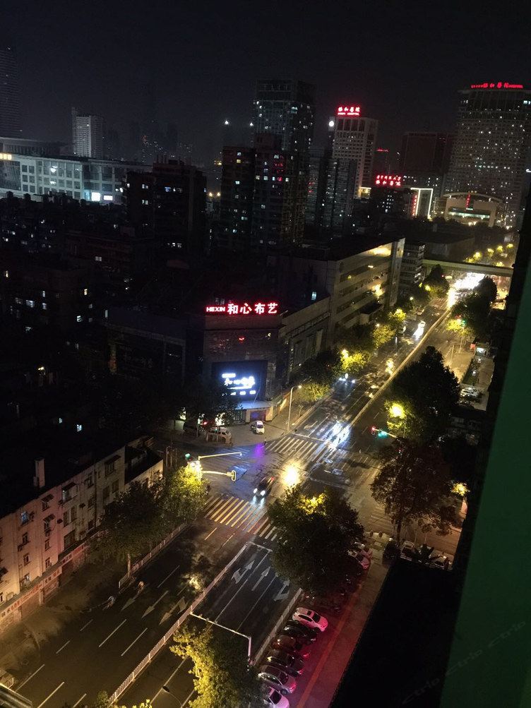 武汉淘气唬掌柜普通公寓