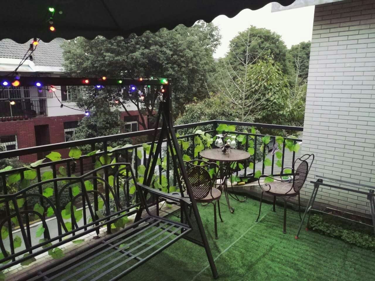 武汉飞屋记别墅轰趴馆(红霞名苑路分店)