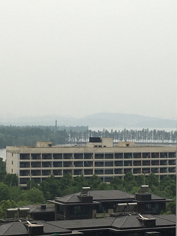 武汉东湖老周公寓(恺撒宫分店)