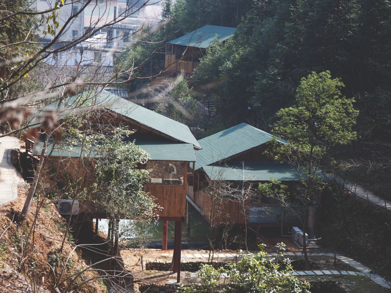 婺源半隐山居