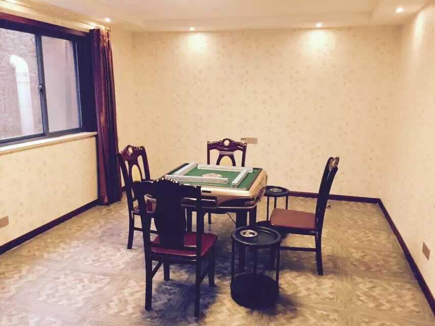 健身娱乐设施