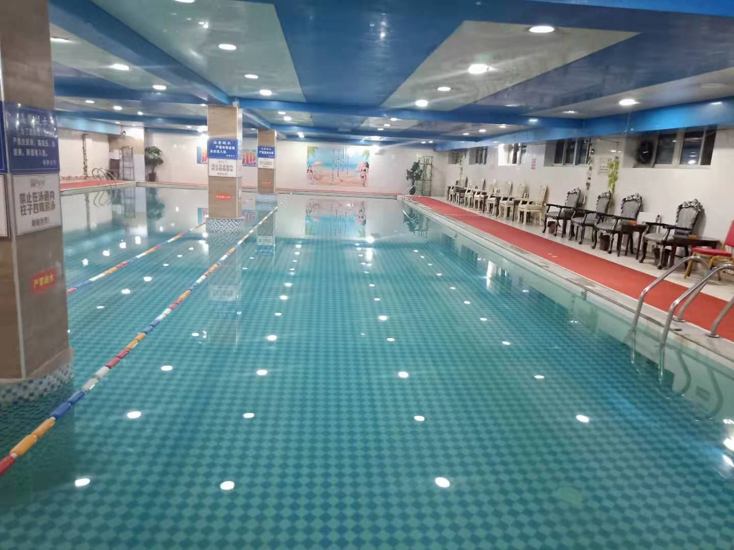 健身娱乐设施