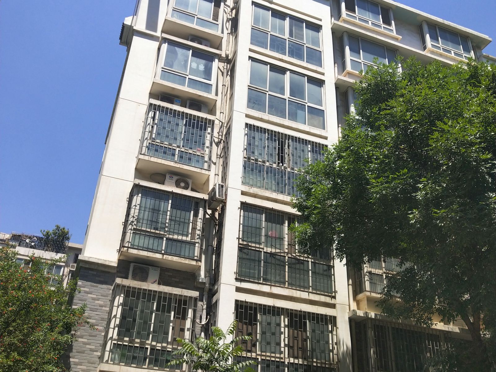 郑州简爱轻奢民宿