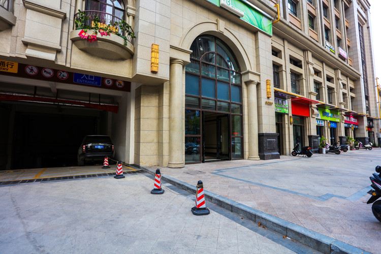 郑州鹿玩电竞酒店