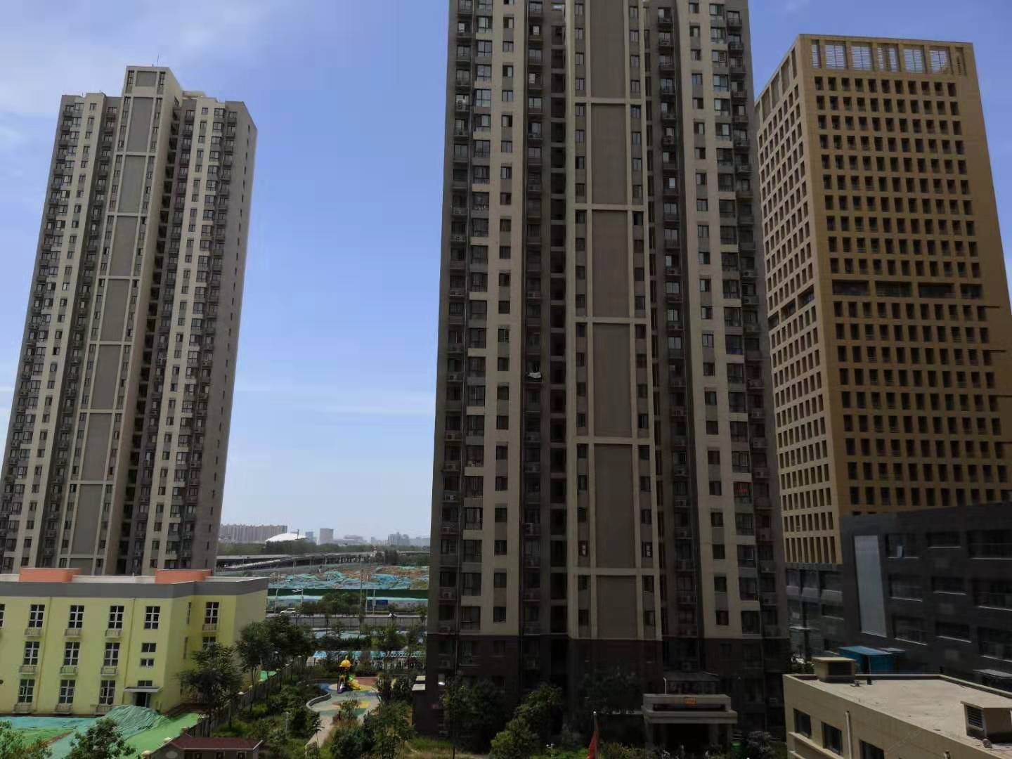 郑州六月天时尚公寓