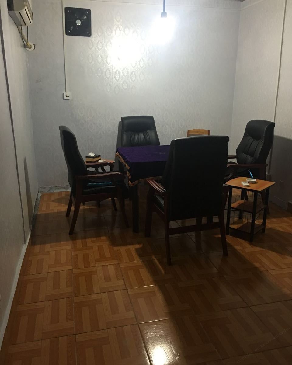 健身娱乐设施