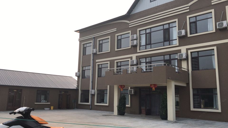 瓦房店裕丰庄园