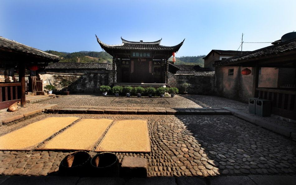 龙岩连城培田辉容农家乐