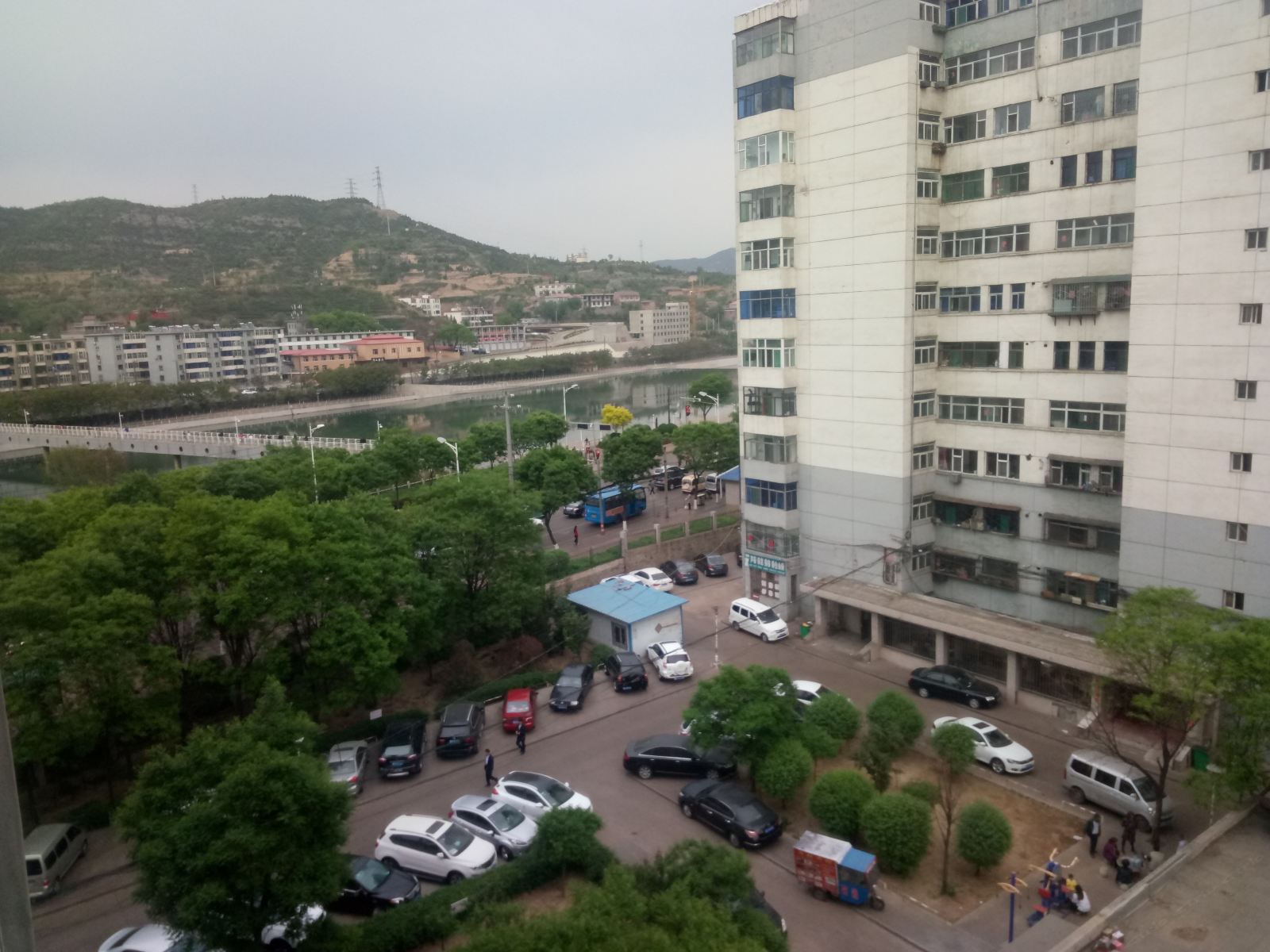 金府国际商务公寓(古交广场店)