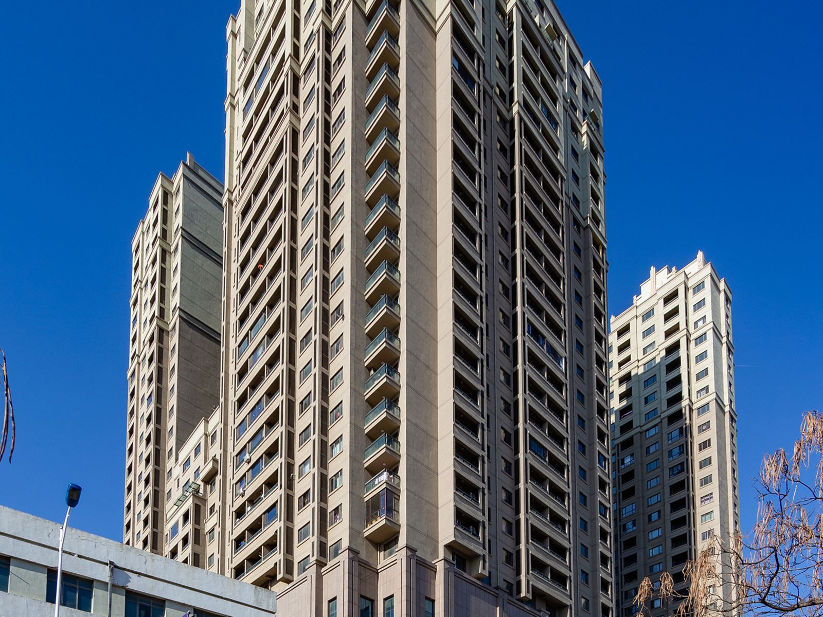 庄河浪漫假日日租公寓