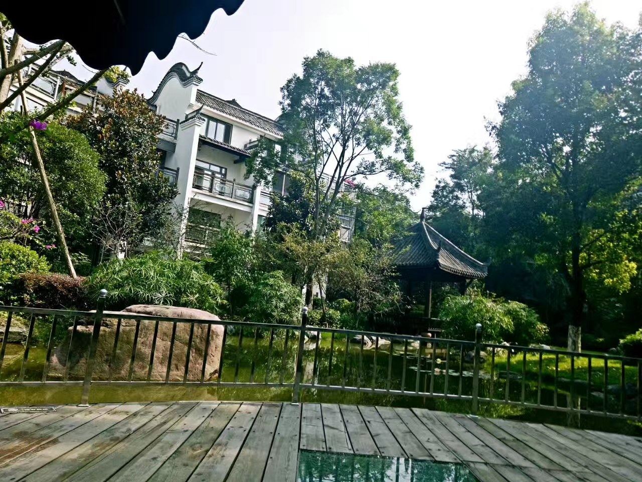 成都紫杨木之家普通公寓