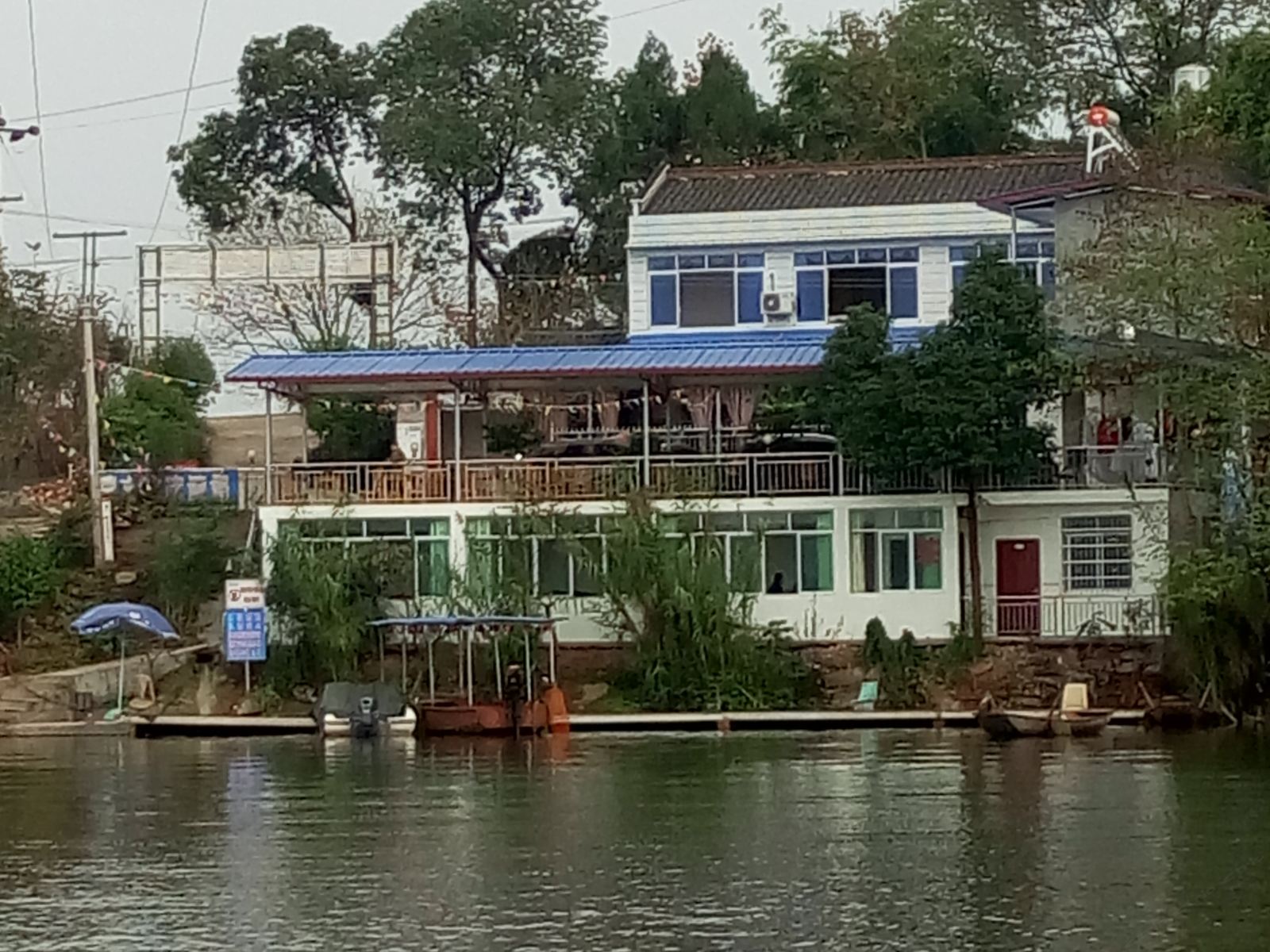 简阳三岔湖清水苑休闲庄