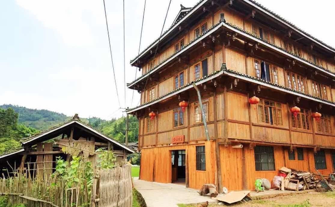 柳州三江县程阳八角寨安怡小筑木屋