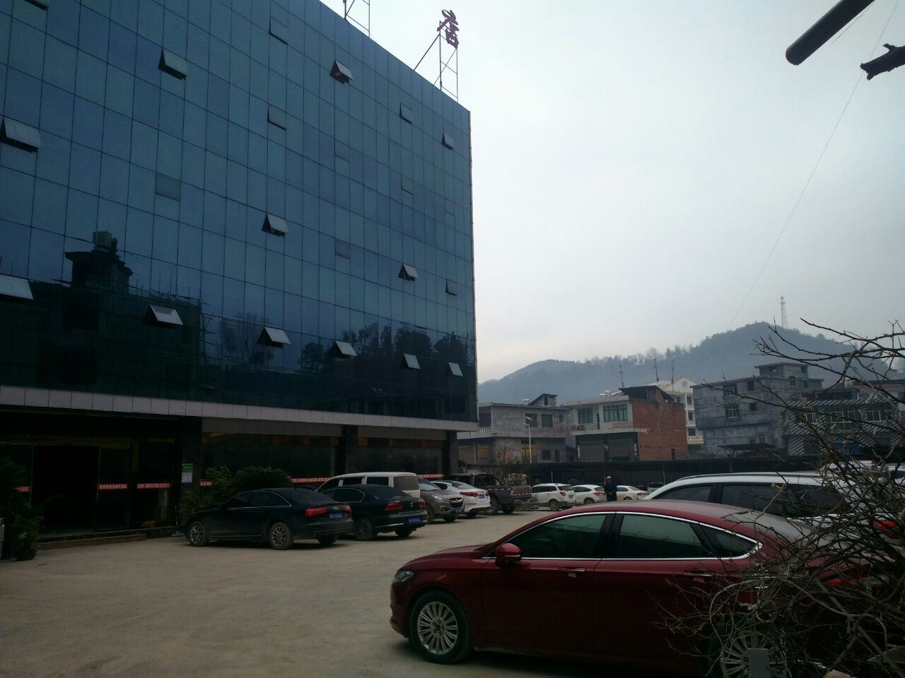 沿河西南大酒店