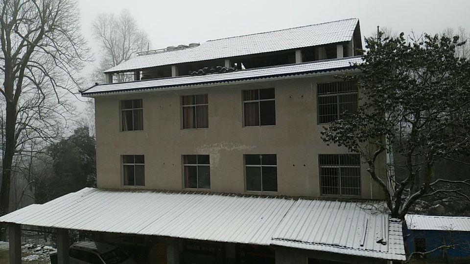 芦溪龙发山庄