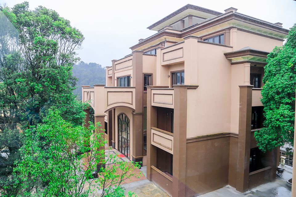 龙门南昆山石河奇观度假山庄