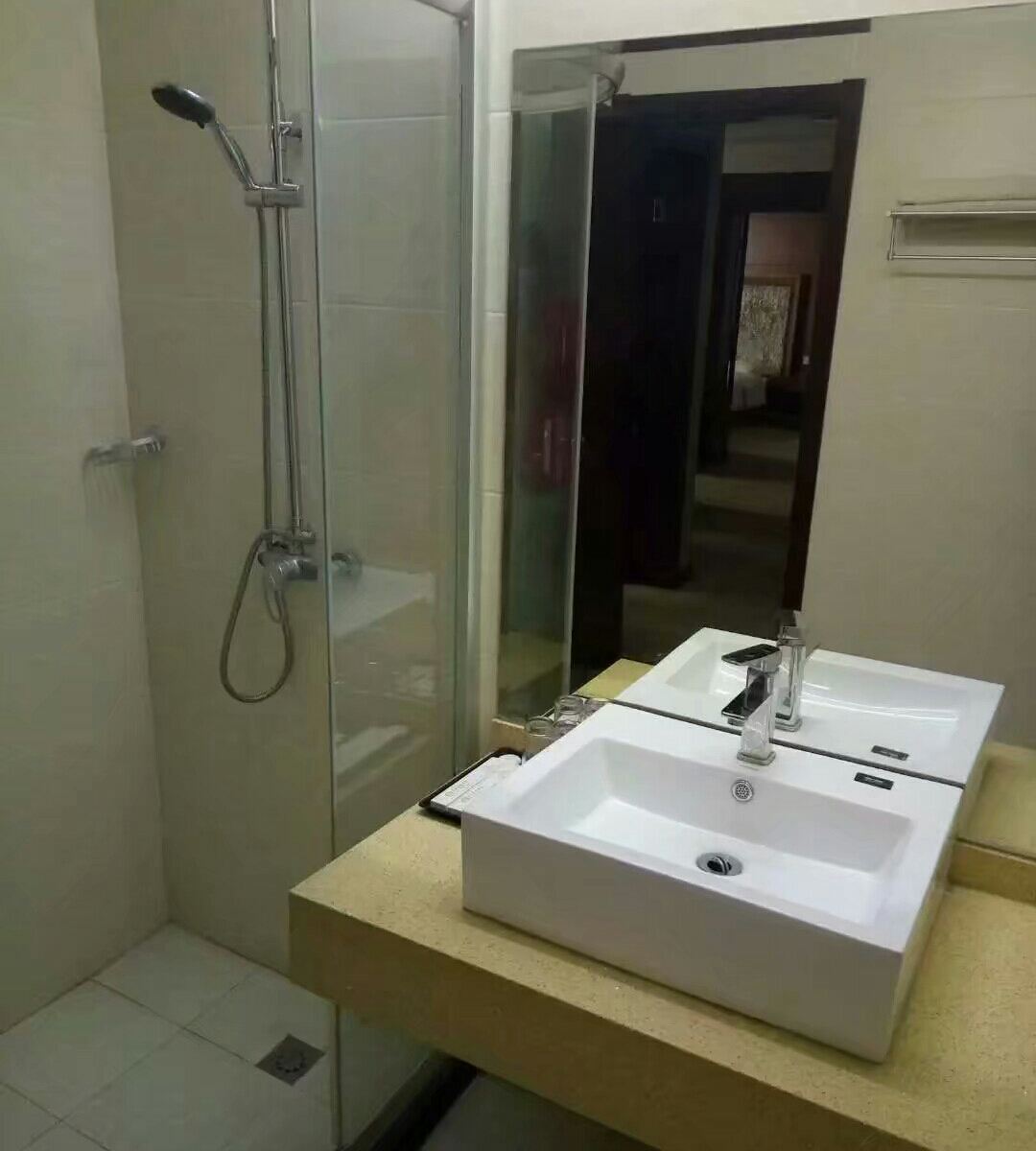 其他