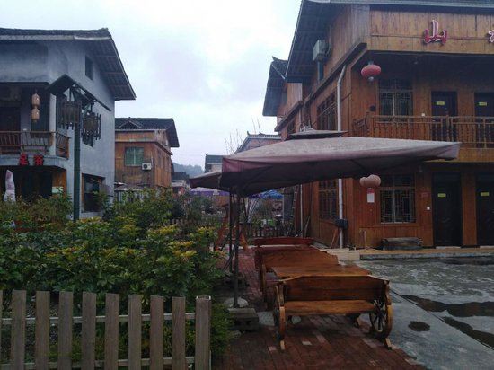 铜仁贵州铜仁江口县梵净山寨沙侗寨山水农家民宿