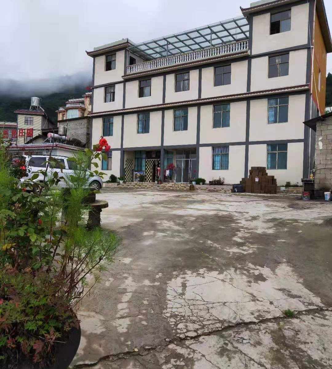 禄劝蓝色庄园