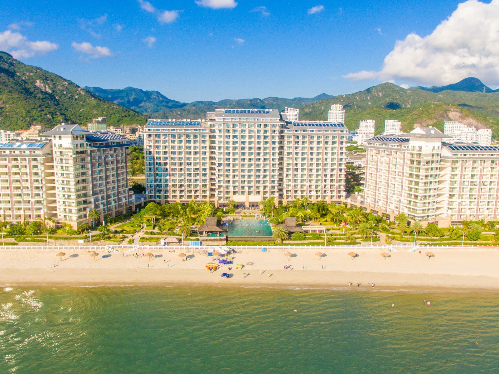 惠东巽寮湾海尚湾畔假日酒店公寓