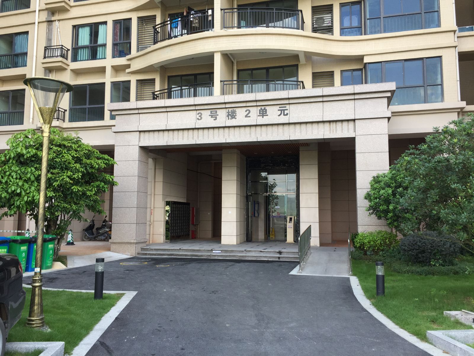 惠州十里银滩海蓝度假房民宿