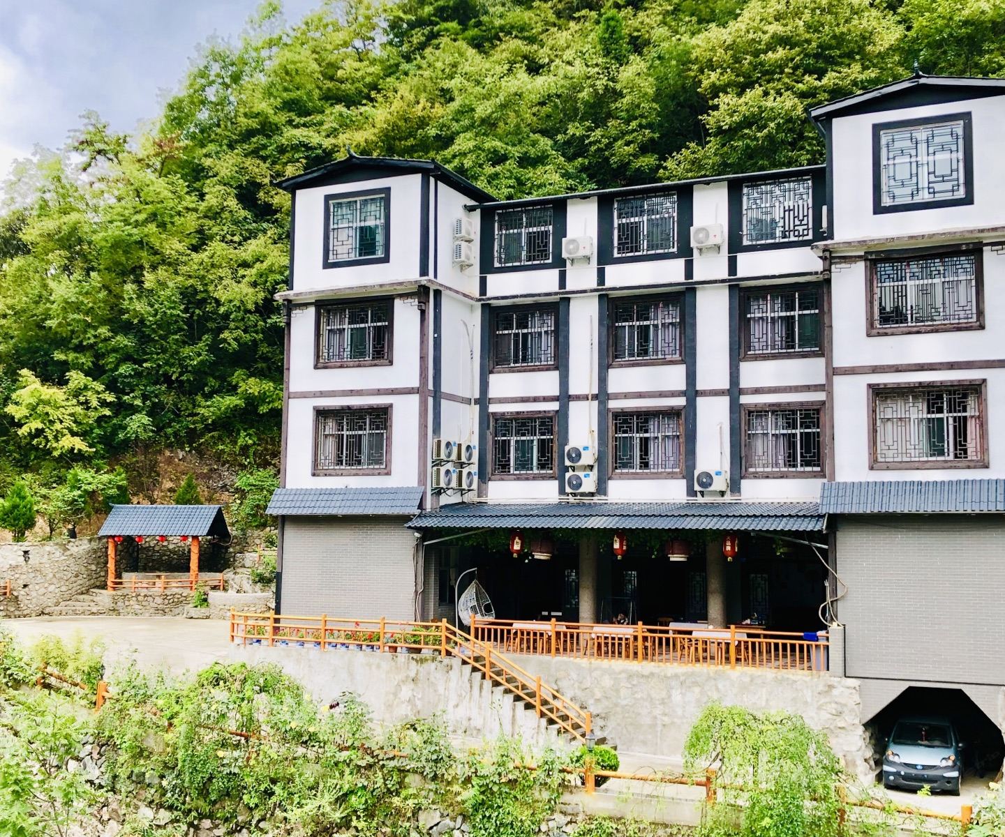 光雾山红叶山庄