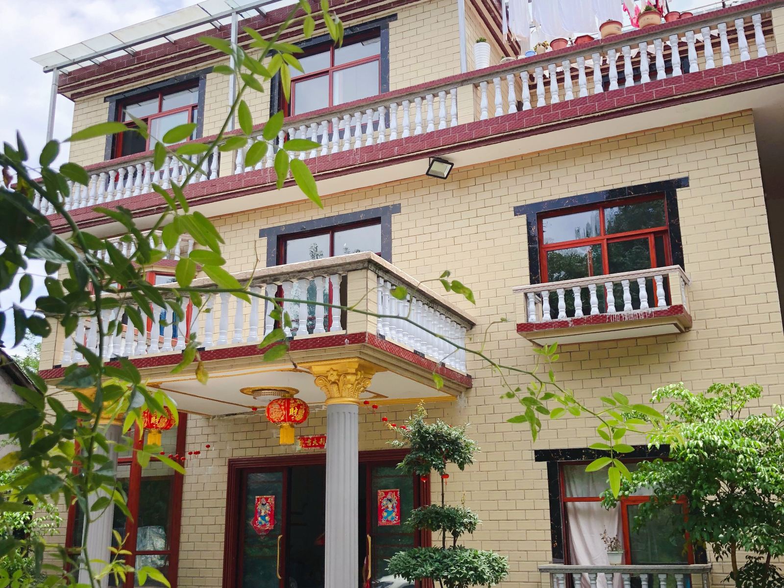 青城山瑜瑜客栈